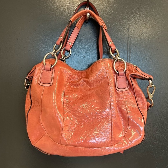 Coach “Kristen” pink patent Leather Shoulder Bag very good condition scuffs - Picture 4 of 16